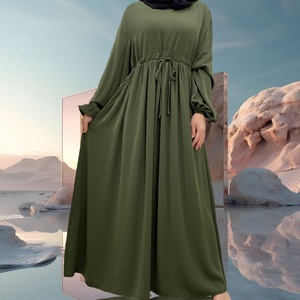Abaya populaire élégante de couleur unie extensible pour musulmanes, robe simple et respirante avec fermeture éclair frontale et grande jupe évasée pour l'été - Product Image 1