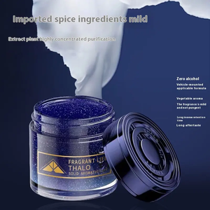 Élimine les odeurs et purifie l'air Parfum végétal de voiture avec QuickSand Solid Fragrance Glass Dashboard Placement - Product Image 2