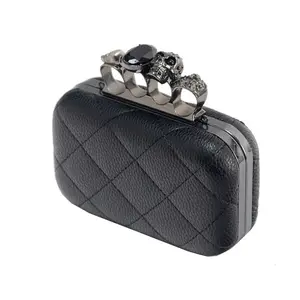 2021 New Skull Ring Hand Hold Dinner Bag Mode PU Leder kette Schulter Handtasche Retro Clutch Bag