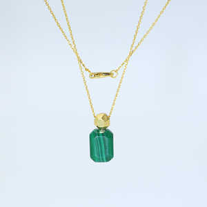 תליון זהב 18 קראט טבעי מלכיט ירוק קסם לבן שרשרת תליון לנשים שרשרת נחש לחתונה או מתנה - Product Image 4