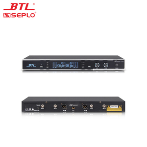 Venta al por mayor Último Profesional Peso Ligero Comunicación Micrófono Inalámbrico Metal FM Micrófono Inalámbrico - Product Image 4