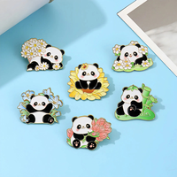 12 Desain Baru Bros Alloy Karangan Bunga Panda Kartun Berkualitas Tinggi untuk Dekorasi Tas Ransel
