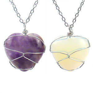 Nouveau Collier Artisanal en Argent en Forme de Cœur, Pierre Précieuse Naturelle Brute Améthyste Cœur de Pêche, Modè<span class=keywords><strong>le</strong></span> N550 - Vente Flash - Product Image 1