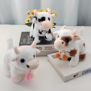 ของเล่นตุ๊กตาวัวไฟฟ้าแบบมีเสียงพูด เดินได้ หางกระดิกได้ วัวนมจำลอง วัวไฮแลนด์สีน้ำตาล ตุ๊กตาสัตว์แบบมีปฏิสัมพันธ์ - Product Image 1