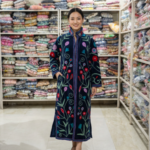 Veste longue en velours noir tissé brodé à motif floral, ouverte sur le devant, pour femme, style vintage décontracté, doublure en lin, cadeau idéal pour l'hiver - Product Image 1