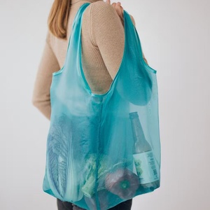 Bolsa de mano suave de RPET de color personalizado, bolsa de malla de nailon reutilizable reciclada, bolsa de compras plegable para almacenamiento de frutas - Product Image 5