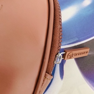 Sac cosmétique en cuir PU mode sacs de maquillage personnalisés sacs de rangement portables pour femmes hommes voyage en plein air plage - Product Image 2