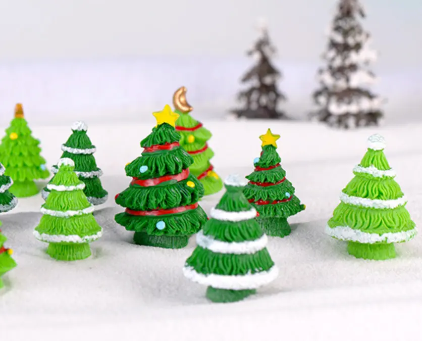 Christmas Tree Resin Craft Christmas Mini Landscape Accessory Mini Ornaments Tree Charm