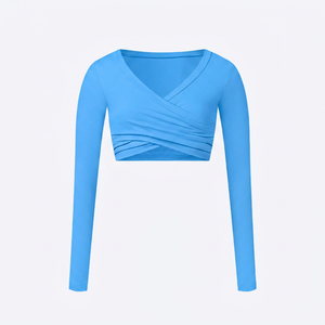 T-shirt de sport pour femme à col en V, manches longues et coupe ajustée, respirant, haut court pour la course et le fitness, couleur unie, logo sur le devant - Product Image 3
