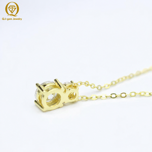 Collar de Oro con Colgante de Diamantes de Diseño Original de Lujo, Oro de 18K, Diamante de Laboratorio de Alta Calidad, Piedra Sintética, Certificado IGI, Color D, VVS - Product Image 3