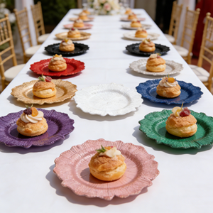 Assiettes de présentation en plastique blanc et or rose de 13 pouces de haute qualité pour mariages et événements, avec gobelet de 9 oz - Product Image 1