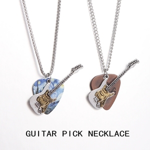 Collar de guitarra eléctrica retro para hombres y mujeres, accesorios de hip hop estilo punk rock - Product Image 1