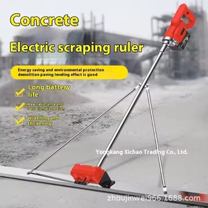 Vibrateur de nivellement professionnel 1,8 m à moteur lithium pour béton, règle vibrante motorisée pour l'étalement du béton - Product Image 3