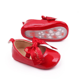 Chaussures de bébé scintillantes en cuir brillant, chaussures de princesse pour bébés, chaussures de Noël pour bébés - Product Image 4