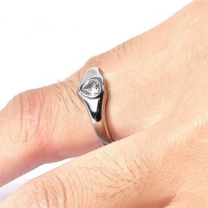 Wholesale Fashionable Minimalist Jewelry Anniversary Gift <b>Gold</b> Plated Stainless Steel Heart Zircon <b>Ring</b> - Product Image 4