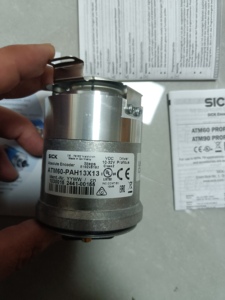 Encodeur de valeur absolue SICK ATM60-PAH13X13 - Product Image 3