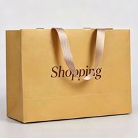 Sacs en papier de luxe personnalisés en papier recyclé crème beige pour l'emballage de vêtements avec poignée en ruban pour chaussures, personnalisez votre propre logo