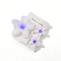 Juego de 3 Pinzas para el Cabello de Plástico con Diseño de Plumeria Hawaiana, 8 cm Grandes + 4 cm Pequeñas, Pinzas de Flor Tropical para Mujer, Uso en la Playa en Verano