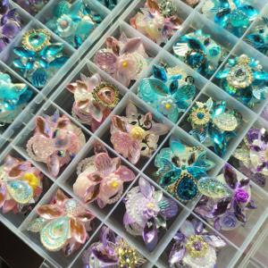 Venta al por mayor cara <span class=keywords><strong>tatuaje</strong></span> niñas diamante <span class=keywords><strong>frente</strong></span> pegatinas escenario creativo belleza pegatinas cara pegatinas - Product Image 3