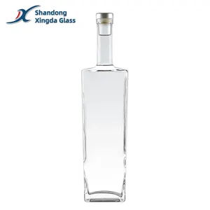 中国制造商批发玻璃瓶白酒500毫升，带螺丝超级火石玻璃散装