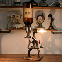 Lampe de table distributeur de liqueur Steampunk, robot tuyau, distributeur de whisky, décoration de bar, décoration de maison, café, ampoule Edison, cadeau