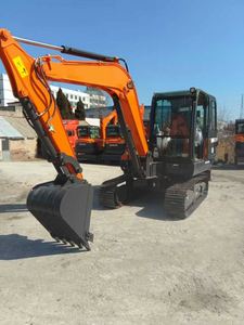 Mini-pelleuse sur chenilles Develon DX60E 6 tonnes, moteur Yanmar 36,2 kW, capacité de godet 0,21 m³, haute performance, hydraulique, 2026 - Product Image 1