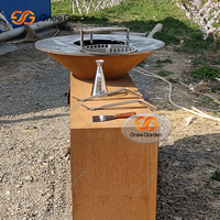 Barbecue moderne en acier Corten avec chariot - Gril extérieur résistant aux intempéries pour jardin