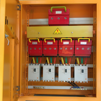 Armoire de commande sur mesure 400V 250A, boîtier de distribution d'énergie orange haute visibilité IP55, serrure hybride, prises personnalisables pour