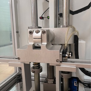 La máquina de prueba de caída direccional y la máquina de prueba de caída controlada se utilizan para pruebas de caída de teléfonos móviles. - Product Image 3