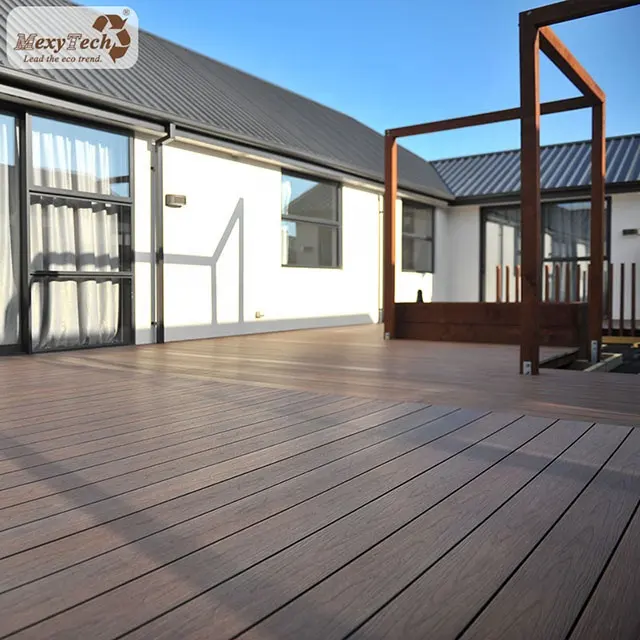 Fabbrica esterno 100% riciclata wpc a prova di fuoco in legno composito plastica sintetica in legno di teak terrazza decking