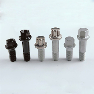 Boulon de moyeu de roue en acier au carbone <span class=keywords><strong>voiture</strong></span> Auto boulon de roue de moyeu moleté à haute résistance 10.9 Grade Hex 17 boulon de roue en zinc - Product Image 1