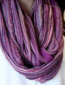 ผ้าพันคอถักทำด้วยมือจากศิลปะการออกแบบสิ่งทอลายทแยงยาวที่เป็นเอกลักษณ์และมีสไตล์สำหรับฤดูใบไม้ผลิปรับแต่งโลโก้ได้โดยตรงจากอินเดีย - Product Image 2