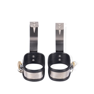 Venta al por mayor de fábrica: Esposas metálicas BDSM de pie, barra de sujeción para manos y pies, juguete de bondage para parejas adultas y gays, proveedor OEM a granel con llaves. - Product Image 1