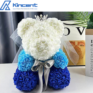 Vente chaude 2024 cadeaux de noël à la main éternelle Rose ours Rose artificielle ours en peluche avec boîte robe de mariée <span class=keywords><strong>couronne</strong></span> - Product Image 2
