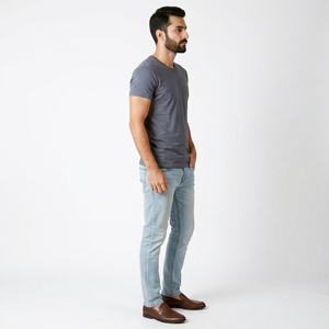 T-shirts pour hommes de haute qualité, prix de gros, personnalisables, 100% coton, respirants, col rond, manches courtes, logo de marque personnalisé - Product Image 1