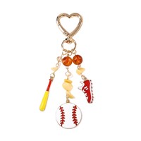 Sport-Themen Herz-Schlüsselanhänger Fußball Baseball Fußball Taschenanhänger, Perlenquasten-Sport-Schlüsselring für Rucksack- und Handtaschen-Deko Geschenk