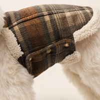 Modischer Hamolly Brauner Karierter Kätzchen-Mantel mit Dicker Sherpa-Fütterung und D-Ring-Leine für Outdoor-Spaziergänge