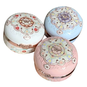 <span class=keywords><strong>Flower</strong></span> <span class=keywords><strong>Knows</strong></span> Butterfly Cloud Shoulder Series Blush Box, Fard à joues bicolore, Direct usine - Product Image 1