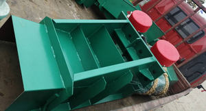 เครื่องป้อนแบบสั่นสะเทือนเชิงเส้น สำหรับงานหนัก ใช้มอเตอร์ไฟฟ้า ได้รับการรับรองมาตรฐาน ISO กำลังการผลิต 20-30 ตัน/ชม. สำหรับงานเหมือง หินทราย และวัสดุก่อสร้าง - Product Image 5