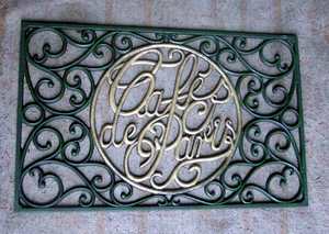 Коврик напольный из чугуна, с бабочкой - Product Image 2