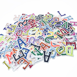 Ready Ship 5cmミドルサイズカラーA-Z鉄刺繍英語文字アルファベットパッチ15色DIY衣服用 - Product Image 3