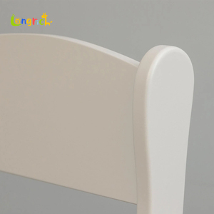 Vente en gros d'usine de meubles pour enfants personnalisés de qualité supérieure transat pour bébé chaises à bascule en bois pour enfants <span class=keywords><strong>avec</strong></span> support en bois - Product Image 3