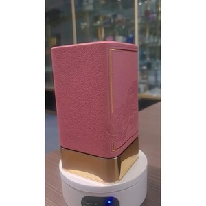 Caja de regalo para perfumes al por mayor, color rosa, revestimiento de cuero, EVA, forma cuadrada, personalizable según la demanda - Product Image 3