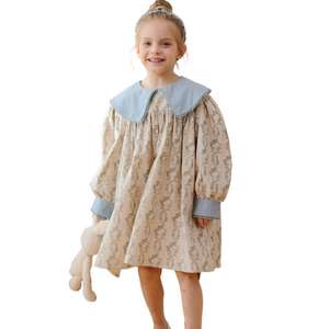 Abito Elegante <span class=keywords><strong>da</strong></span> Bambina Stile Francese Autunno 2026 con Fiori <span class=keywords><strong>e</strong></span> Blocchi di Colore, Colletto, Maniche Lunghe in Puro Cotone Lavorato all'Uncinetto, Pizzo Dolce <span class=keywords><strong>da</strong></span> <span class=keywords><strong>Principessa</strong></span> - Product Image 1