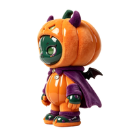 Figurine de collection personnalisée OEM en PVC et ABS, personnage Diable Citrouille, avec finition floquée et brillante, ornement de bureau