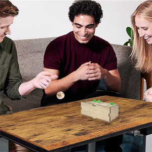 Conception personnalisée Penny Game <span class=keywords><strong>Fun</strong></span> <span class=keywords><strong>Board</strong></span> fonctionne avec se débarrasser des pièces de monnaie pour gagner une boîte en bois de dés stratégiques simples - Product Image 4