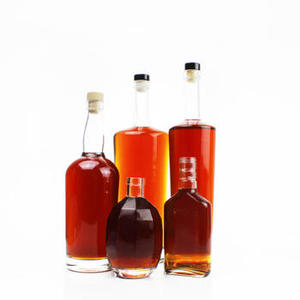 Vente en gros 750ml 700ml 500ml 1L Bouteilles en verre carrées françaises avec joint en liège pour Gin Whisky Vin Spiritueux Liqueur - Product Image 5