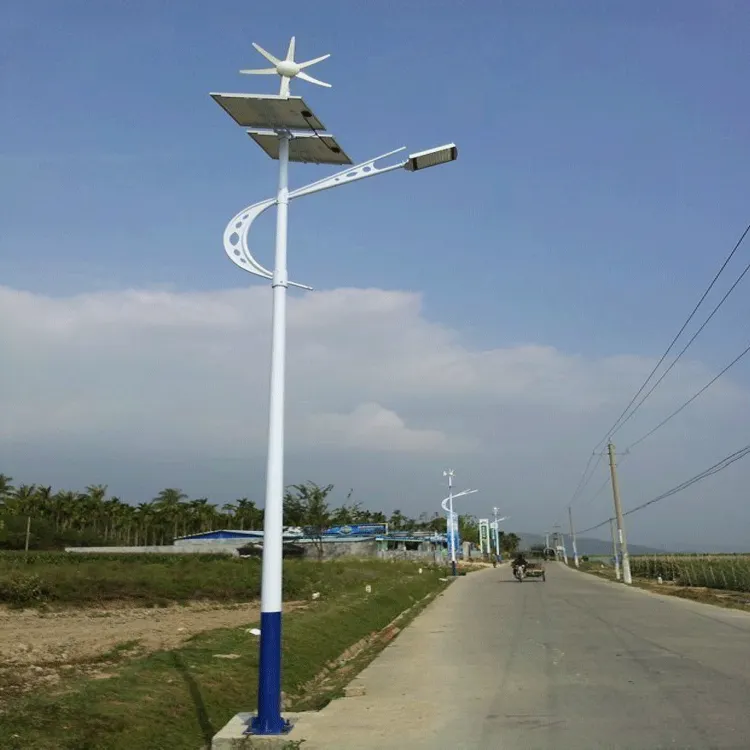 Windturbine Solar-Hybrid-Straßenlampe 200 W Integrierter PIR-Sensor Zwillingslampenkopf Küstenstraße Led-Straßenbeleuchtung