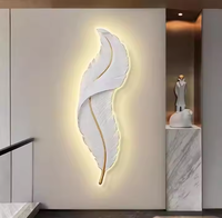 Lampu Dinding LED Bentuk Bulu Modern untuk Ruang Tamu, Latar Belakang TV, dan Kantor Rumah
