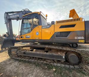 รถขุดตีนตะขาบ Volvo EC300D มือสอง ขนาด 30 ตัน เครื่องยนต์ D7E แท้ สภาพดี พร้อมสายเบรกเกอร์ สำหรับงานก่อสร้างและเหมืองแร่`Alibaba - Product Image 1
